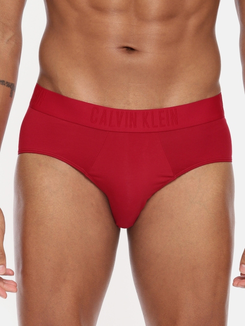 

Calvin Klein Underwear Men Red Solid Briefs NB13066JI-6JI