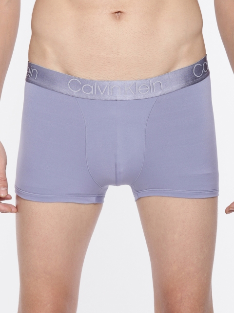 

Calvin Klein Underwear Men Blue Low Rise Solid Trunks NB15615GX