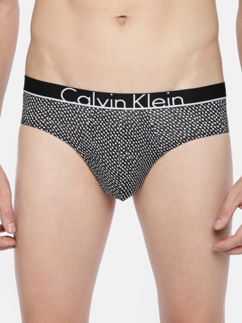 

Calvin Klein Underwear Men Black & White Printed Basic Brief NU86348AE