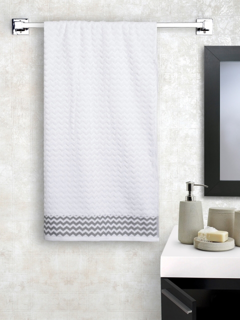 

SPACES Unisex White Solid Cotton 600 GSM Bath Towel