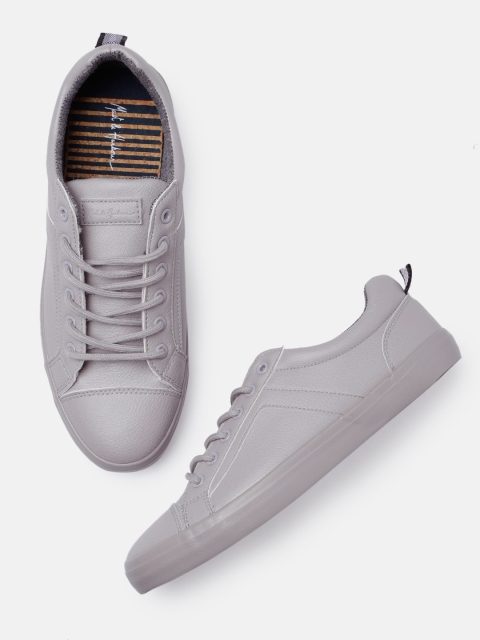 

Mast & Harbour Men Grey Sneakers