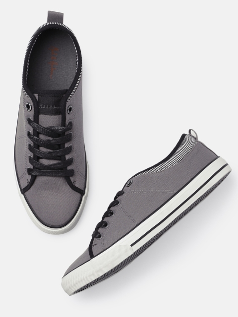 

Mast & Harbour Men Grey Sneakers