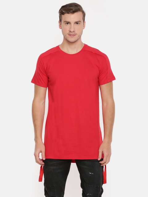 

SKULT by Shahid Kapoor Men Red Solid Slim Fit Round Neck Longline T-shirt