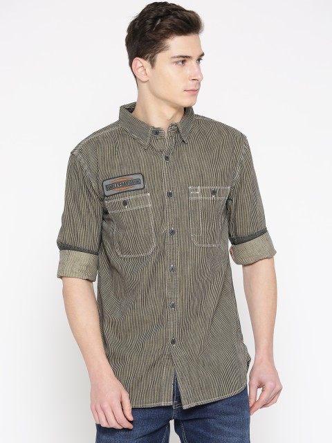 

Harley-Davidson Men Beige & Black Slim Fit Striped Casual Shirt