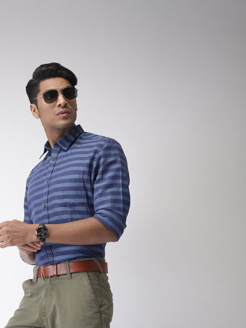 

Indian Terrain Men Blue Slim Fit Striped Smart Casual Shirt