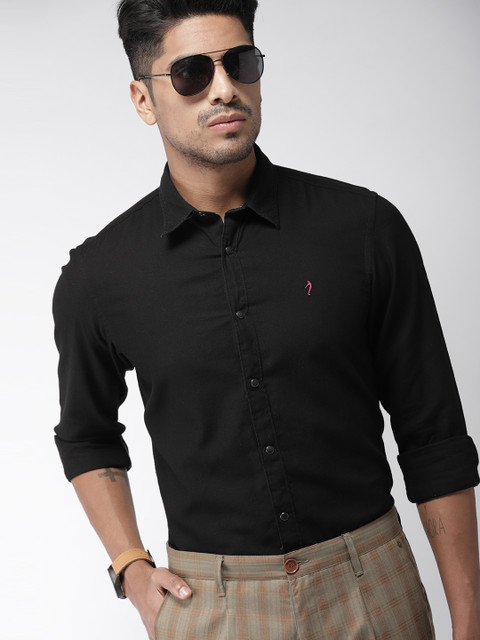 

Indian Terrain Men Black Chiseled Slim Fit Solid Casual Shirt