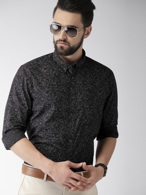 

Indian Terrain Men Black & Grey Slim Fit Printed Smart Casual Shirt
