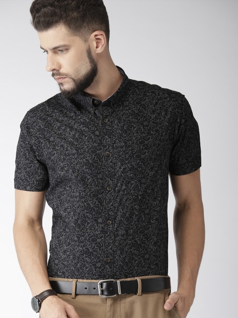 

Indian Terrain Men Black Chiseled Slim Fit Printed Casual Shirt