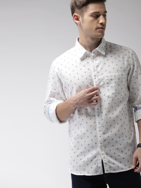 

Indian Terrain Men White Slim Fit Printed Casual Shirt