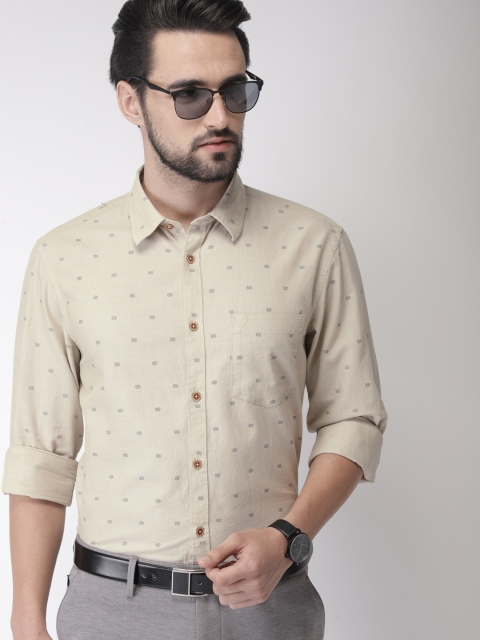 

Indian Terrain Men Beige Regular Fit Printed Casual Shirt