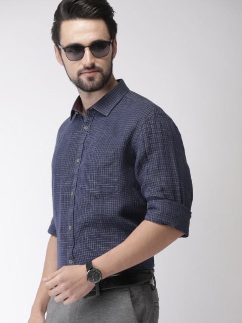 

Indian Terrain Men Navy Blue Slim Fit Checked Smart Casual Shirt, Red