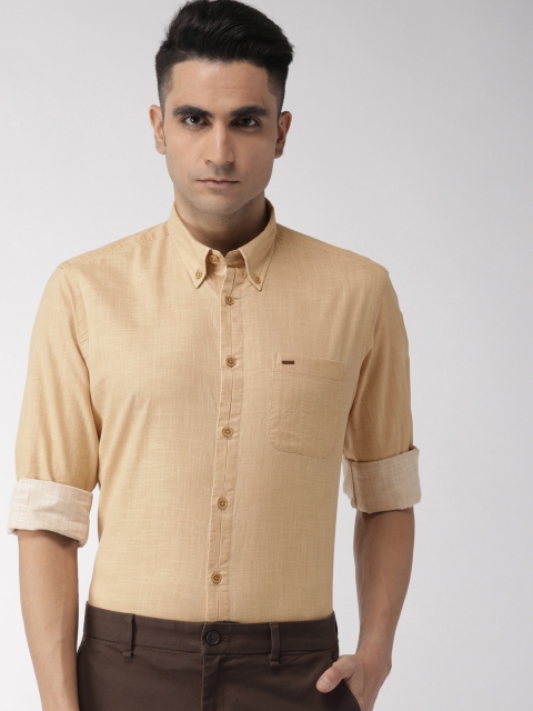

Indian Terrain Men Brown Solid Slim Fit Smart Casual Shirt