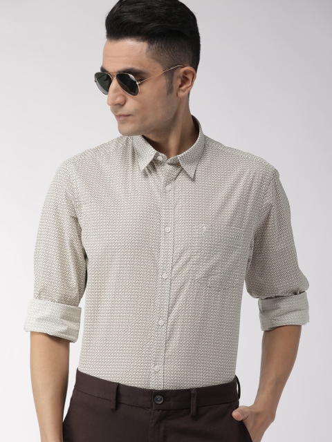 

Indian Terrain Men White & Beige Slim Fit Printed Smart Casual Shirt