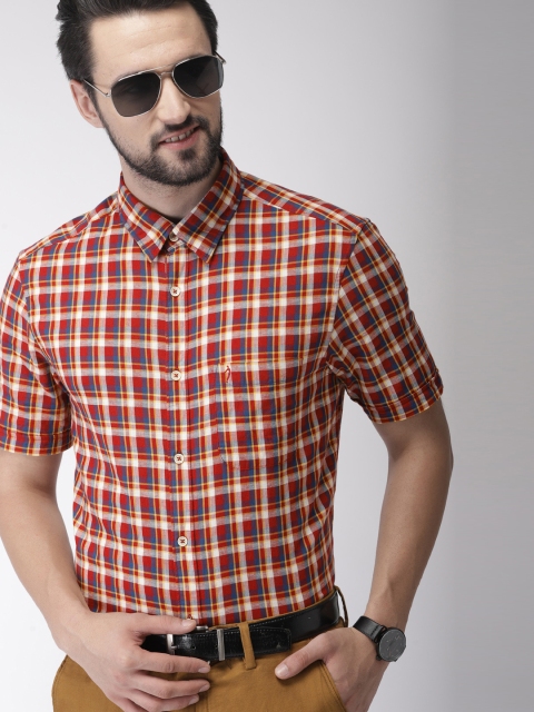 

Indian Terrain Men Red Slim Fit Checked Casual Shirt