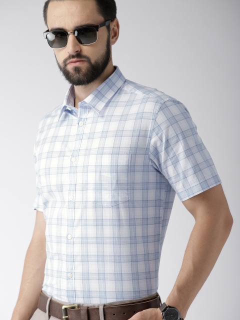 

Indian Terrain Men Blue & White Classic Regular Fit Checked SmartCasual Shirt