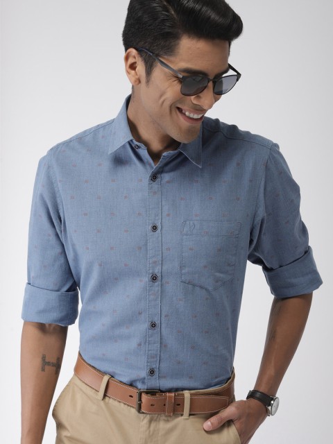 

Indian Terrain Men Blue Regular Fit Printed Casual Shirt