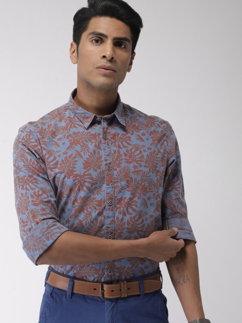 

Indian Terrain Men Red & Blue Regular Fit Printed Casual Shirt