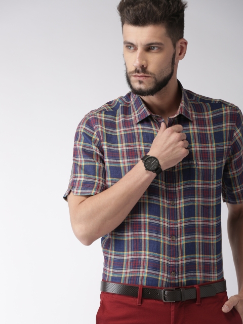 

Indian Terrain Men Navy Blue & Red Slim Fit Checked Smart Casual Shirt