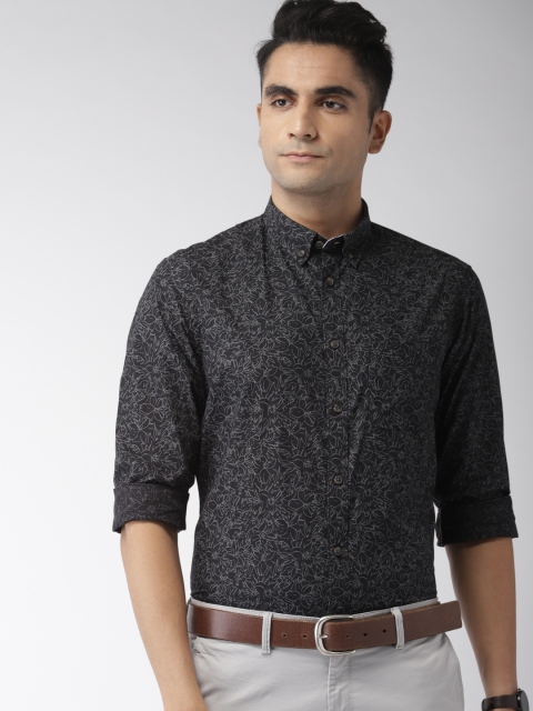 

Indian Terrain Men Black & Grey Classic Chiseled Slim Fit Printed Casual Shirt