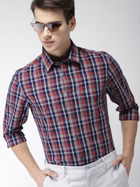 

Indian Terrain Men Red & Blue Chiseled Slim Fit Checked Casual Shirt
