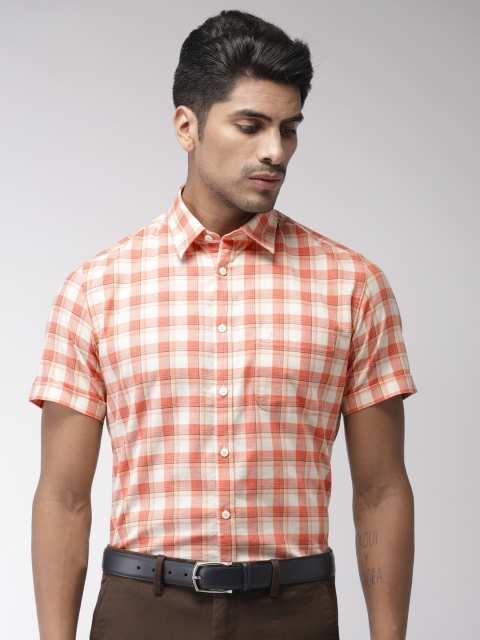 

Indian Terrain Men Cream-Coloured & Peach-Coloured Slim Fit Checked Semiformal Shirt