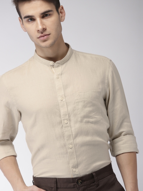 

Indian Terrain Men Beige Linen Regular Fit Solid Smart Casual Shirt