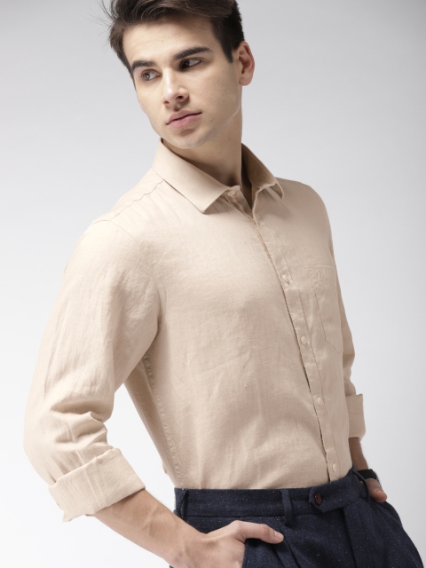

Indian Terrain Men Beige Slim Fit Solid Casual Linen Shirt