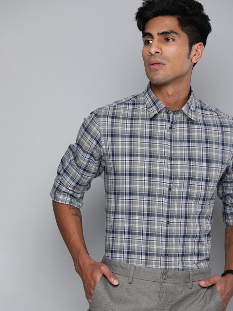 

Indian Terrain Men Navy Blue & Grey Slim Fit Checked Smart Casual Shirt