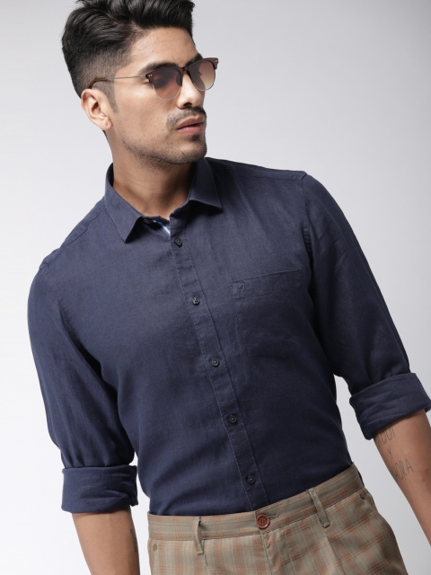 

Indian Terrain Men Navy Blue Slim Fit Solid Linen Casual Shirt