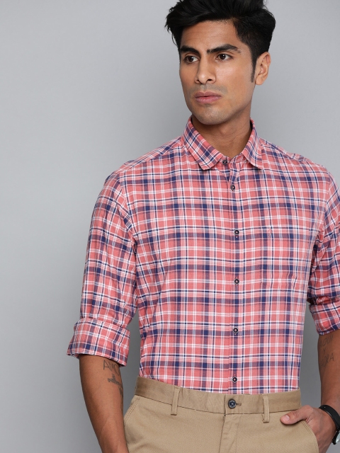 

Indian Terrain Men Pink & Navy Blue Slim Fit Checked Smart Casual Shirt
