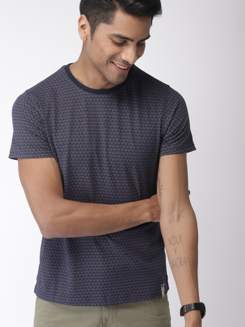 

Indian Terrain Men Blue Printed Round Neck T-shirt
