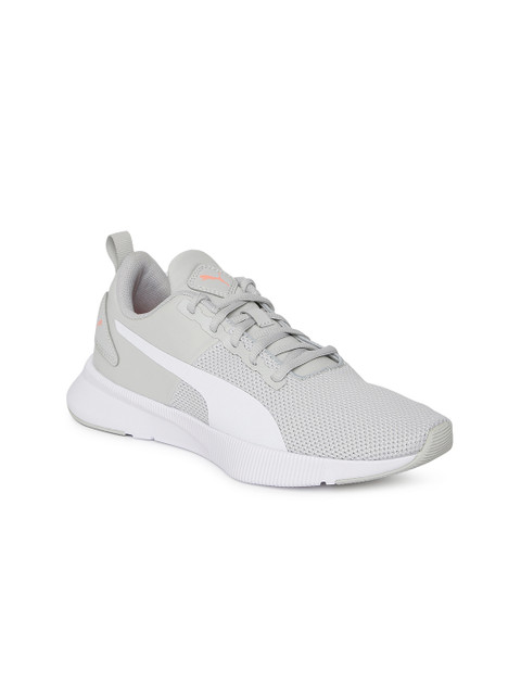 

Puma Women Grey FLYER RUNNER Running Shoes