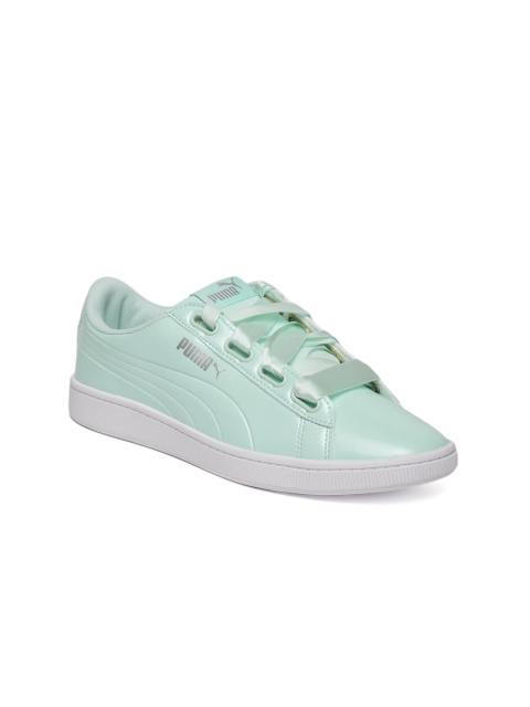 

Puma Women Green Vikky v2 Ribbon Sneakers