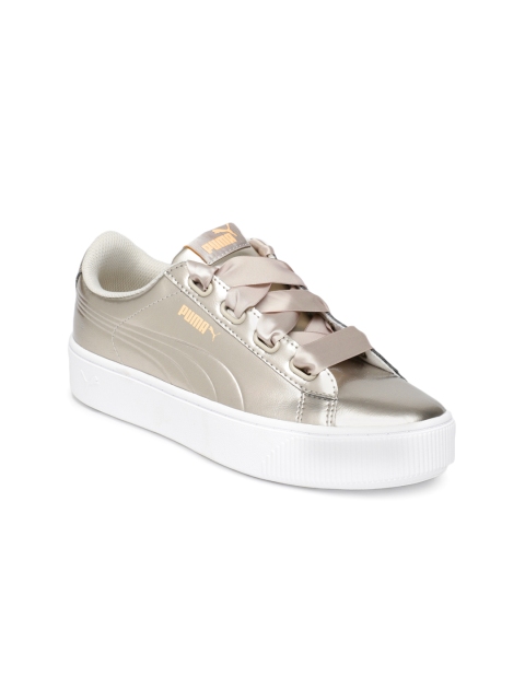 

Puma Women Silver-Toned Vikky Stacked Ribbon Sneakers