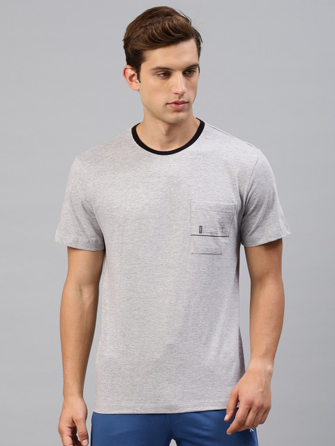 

HRX by Hrithik Roshan Men Grey Melange Solid Round Neck T-shirt