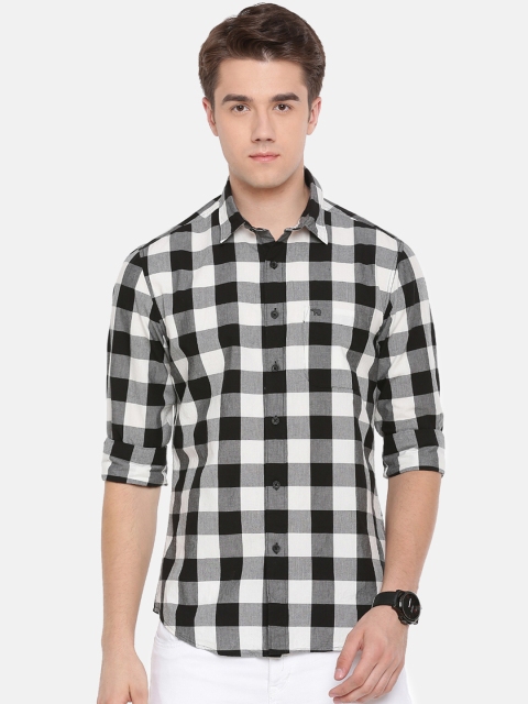 

THE BEAR HOUSE Men Black & White Slim Fit Checked Casual Shirt