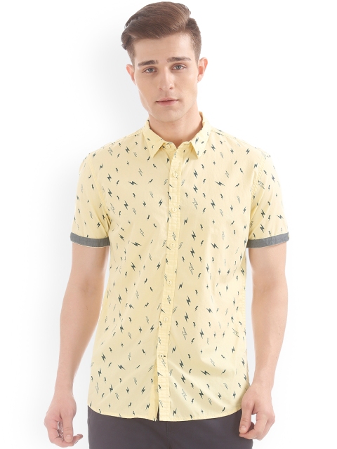 

Colt Men Yellow Regular Fit Printed Casual Shirt