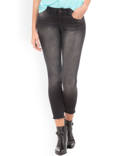 

Cherokee Women Black Slim Fit Mid-Rise Clean Look Stretchable Jeans