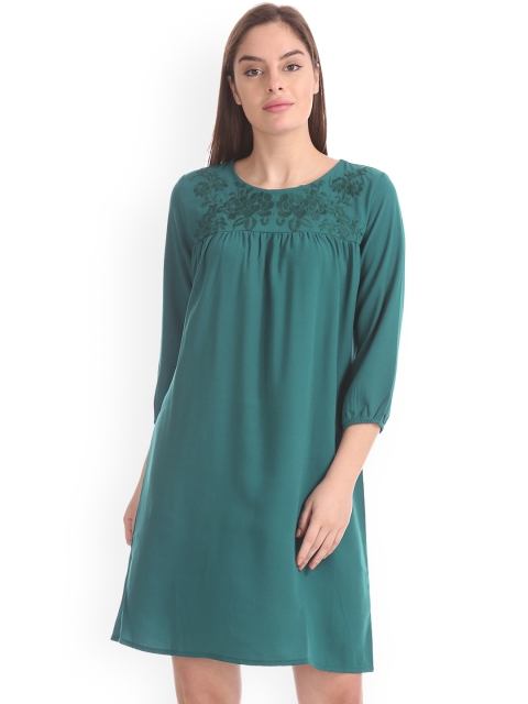 

Cherokee Women Green Solid A-Line Dress