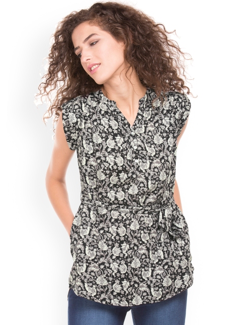 

Cherokee Women Black Printed Top