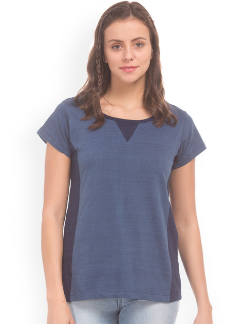

Cherokee Women Blue Colourblocked Top