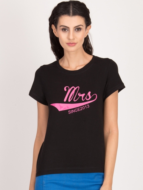 

Magzayra Women Black Printed Round Neck T-shirt