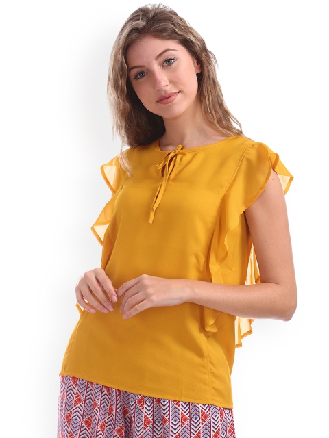 

Sugr Women Mustard Solid Top