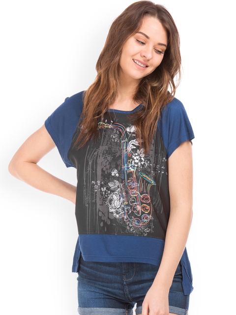 

Sugr Women Blue Printed Top