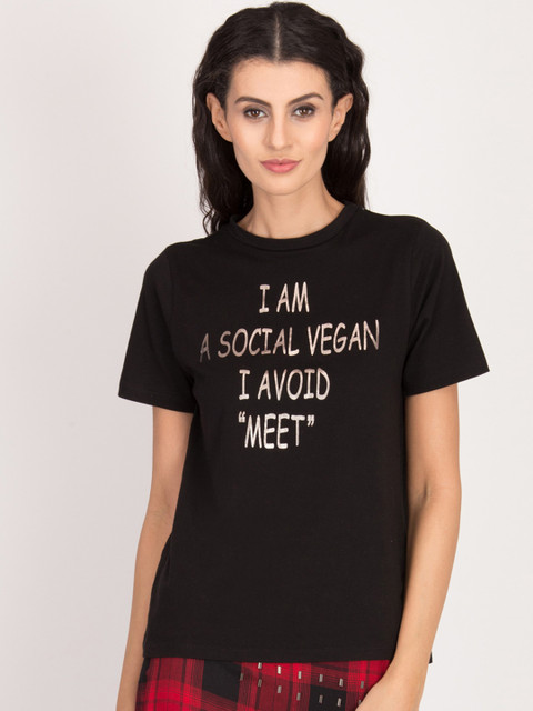 

Magzayra Women Black Printed Round Neck T-shirt