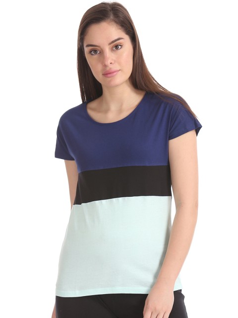 

Sugr Women Blue Colourblocked Round Neck T-shirt