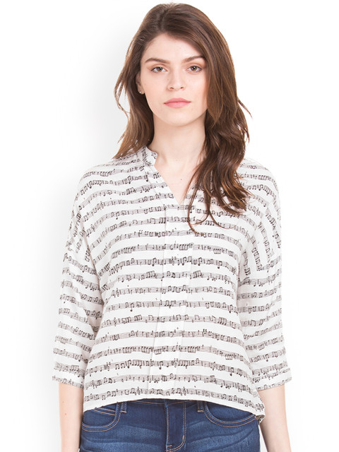 

Sugr Women White & Black Printed Top