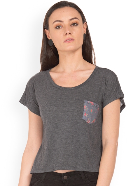 

Sugr Women Charcoal Grey Solid Scoop Neck Crop T-shirt