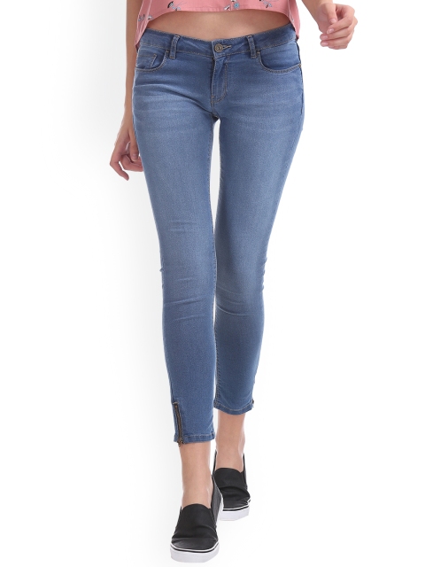 

Sugr Women Blue Regular Fit Mid-Rise Clean Look Cropped Jeans