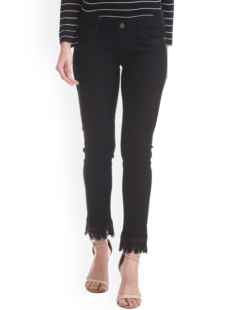 

Sugr Women Black Skinny Fit Mid-Rise Clean Look Stretchable Cropped Jeans